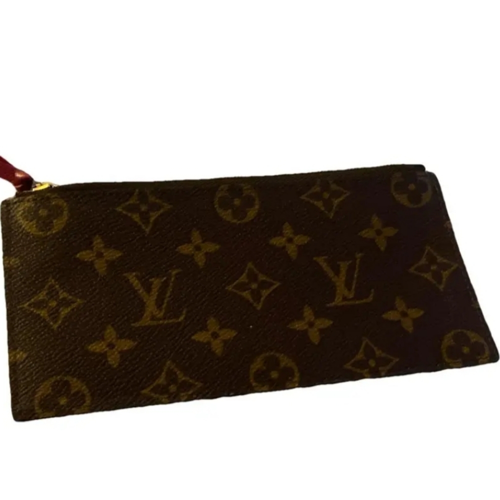 Louis Vuitton Leather Clutch/Pouch Bag